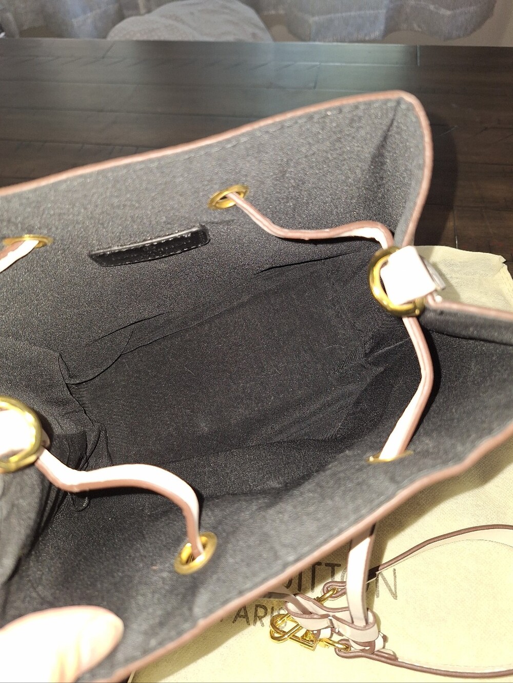 Pink & White Drawstring Crossbody - Picture 6 of 6